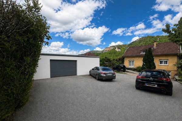 Garage Vaux-lès-Saint-Claude