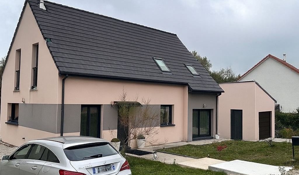 WhatsApp Image 2025-12-10 at 09.14.11